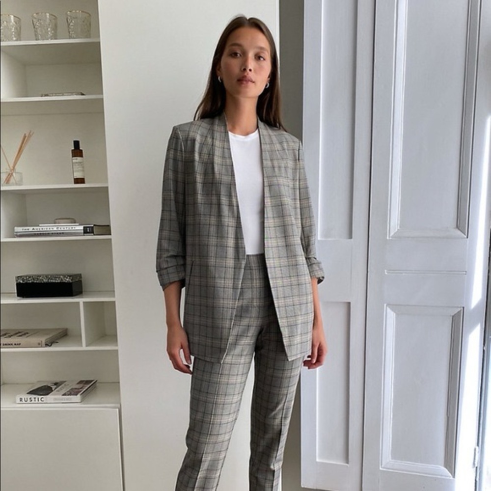 Aritzia Babaton Power Blazer in Black and White Check Size 00 Classic Fit